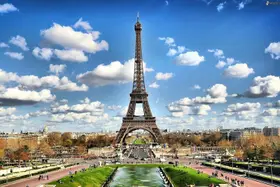 Paris Paris
